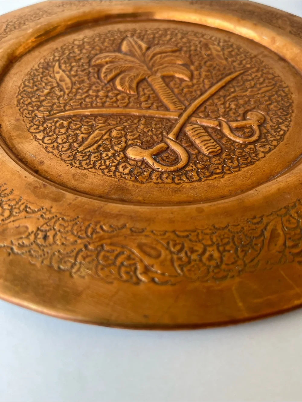 N/A handcrafted decorative